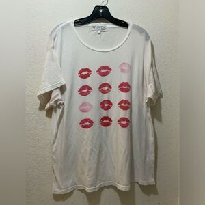 Wildfox Hot Kisses white top size L